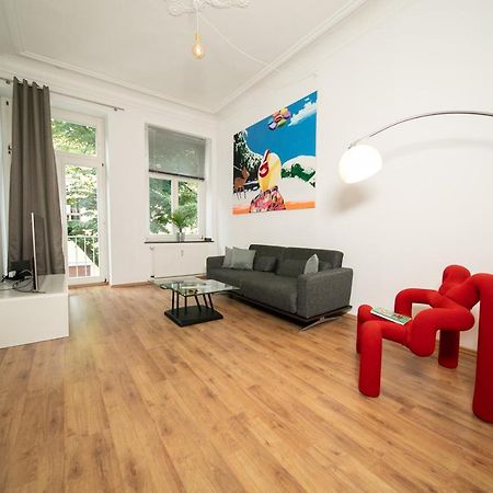 White 60 Qm Apartment - Zentral - Balkon - Messe Дюселдорф Екстериор снимка