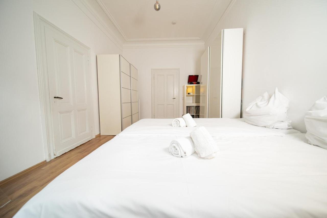 White 60 Qm Apartment - Zentral - Balkon - Messe Дюселдорф Екстериор снимка