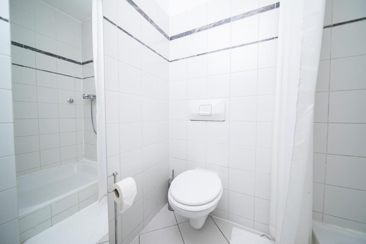 White 60 Qm Apartment - Zentral - Balkon - Messe Дюселдорф Екстериор снимка