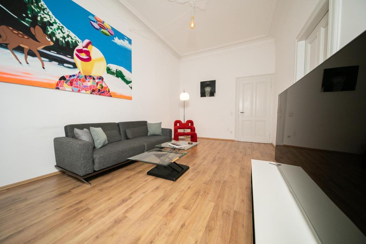 White 60 Qm Apartment - Zentral - Balkon - Messe Дюселдорф Екстериор снимка